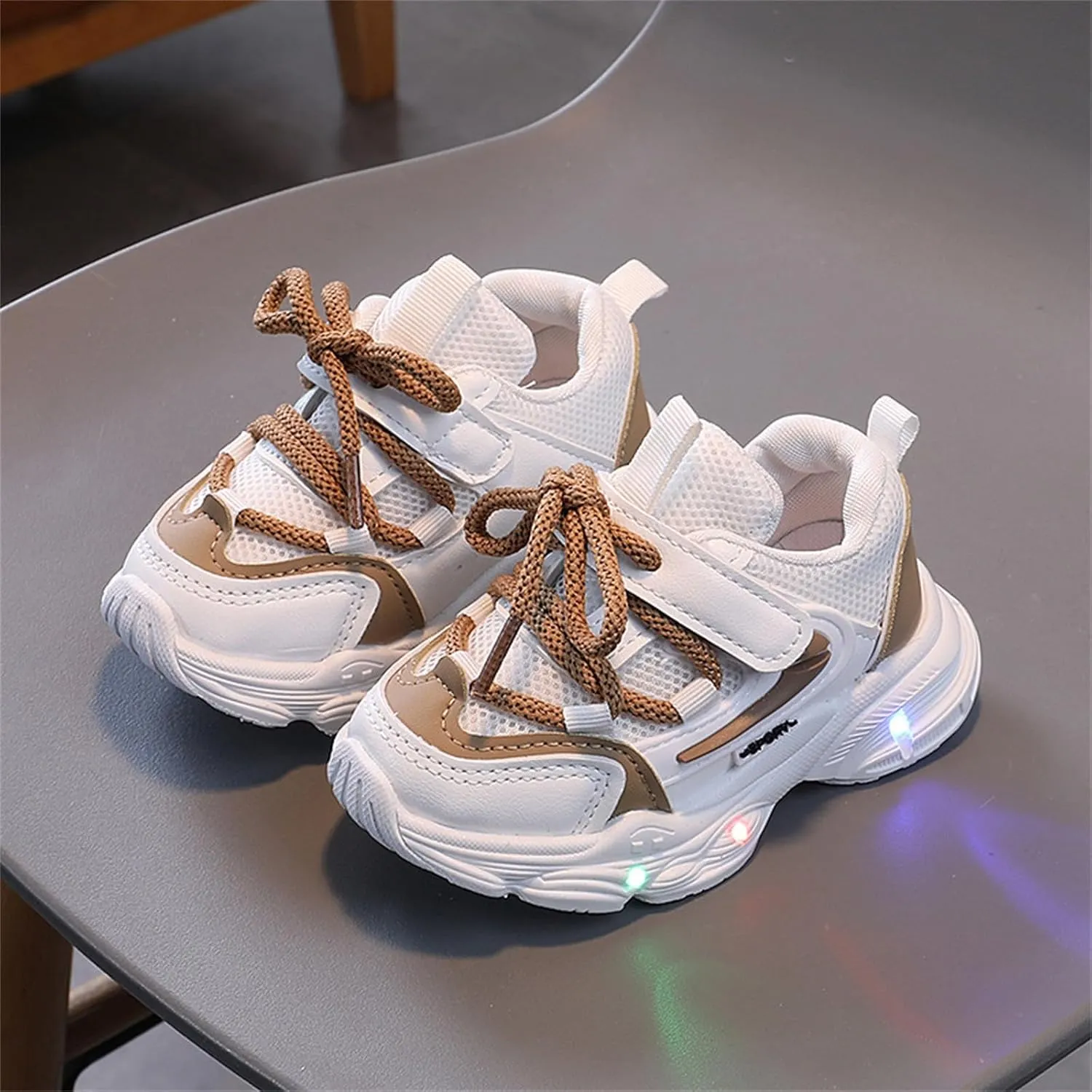 Boys Sneakers LED Light Fashion Shoes Kids Girls LED Adjustable Shoelaces Mesh Breathable Athletic Walking Shoes