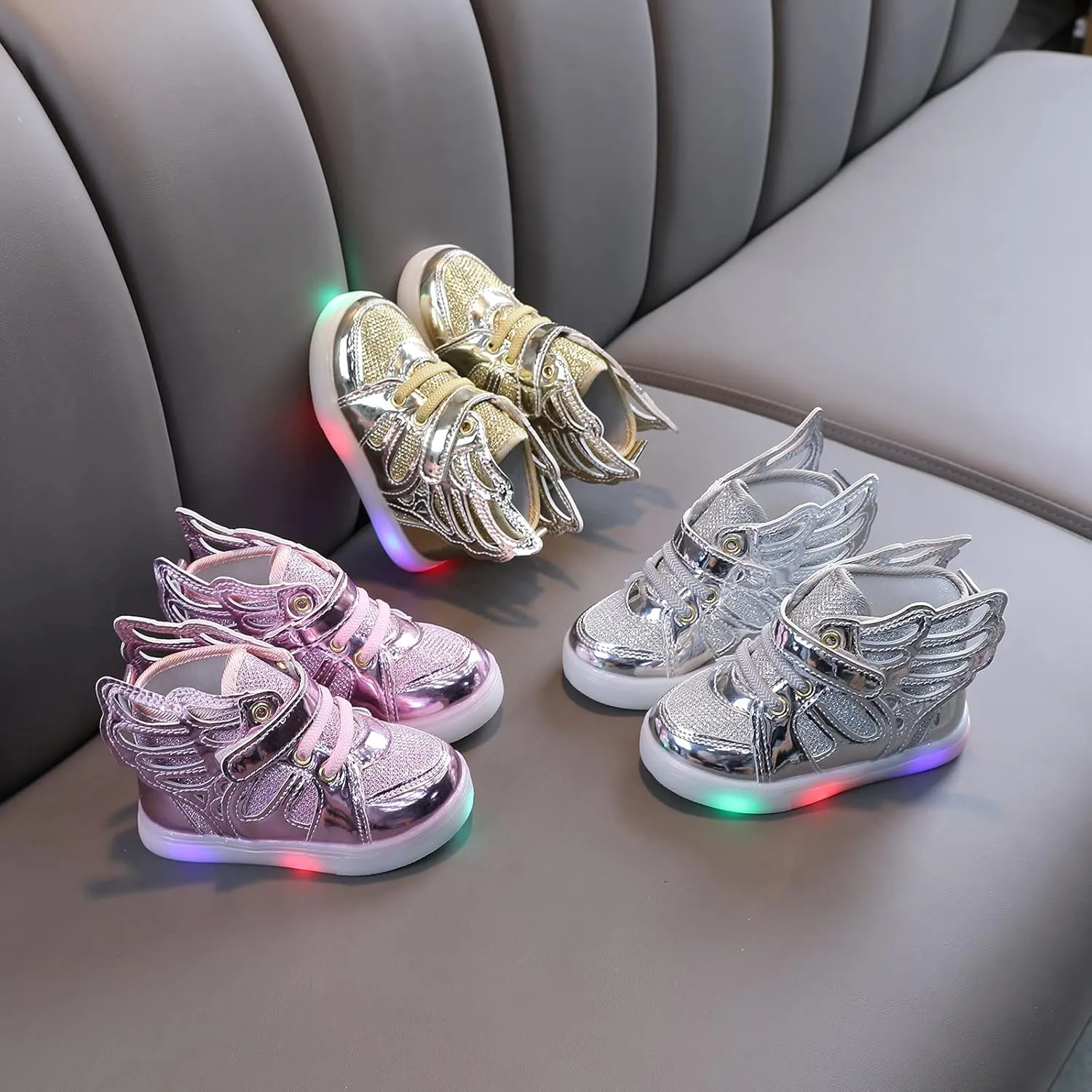 Children Bling Luminous Light Led Sneaker Kids Mesh High Tops Sport Party Shoes with Wing Style
