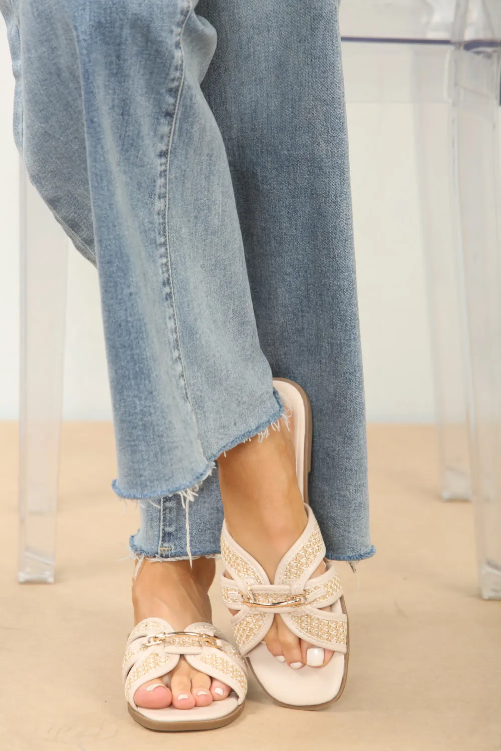 CREAM DESIGNER TRIM DETAIL RAFFIA STRAP SANDALS