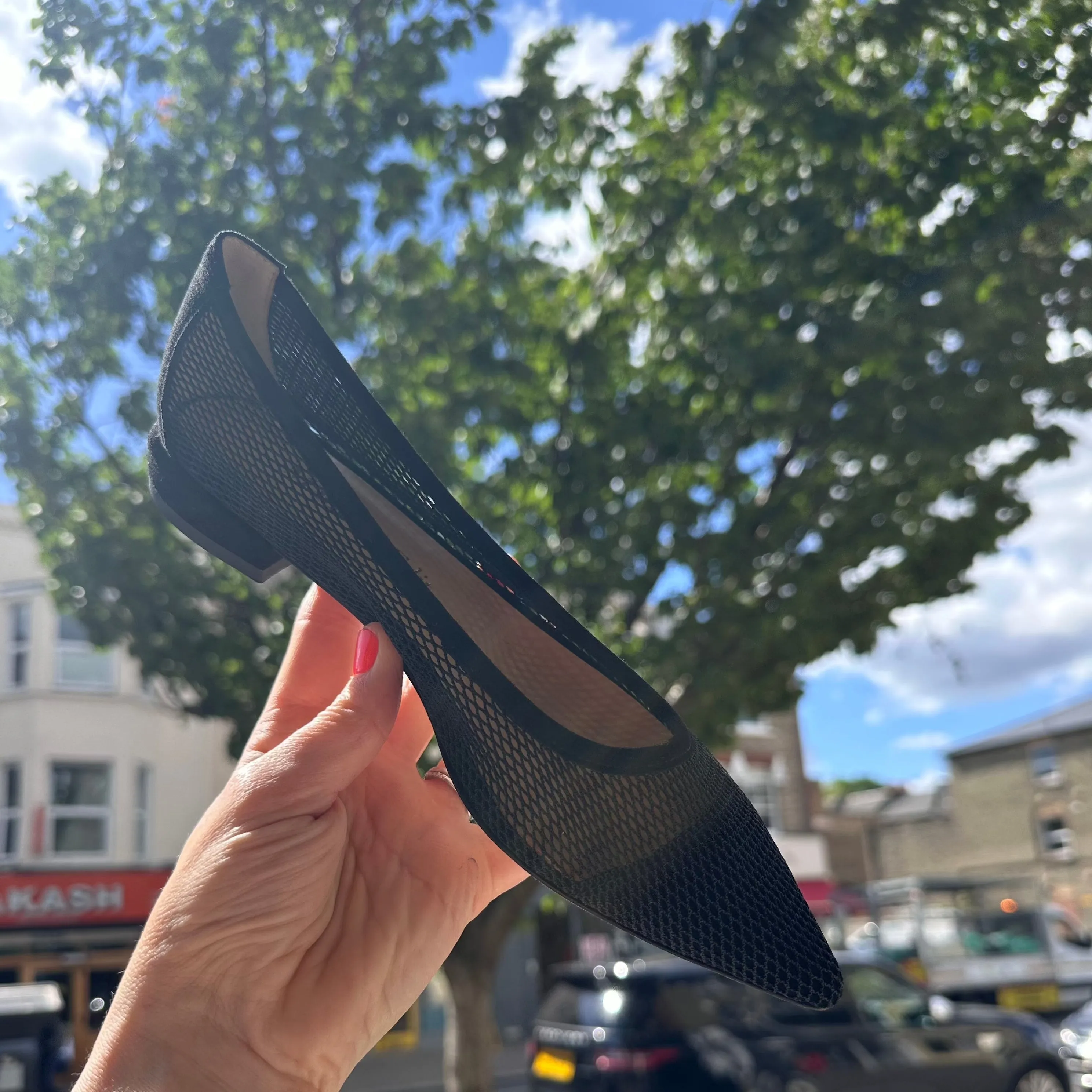 Doris Black netted flat