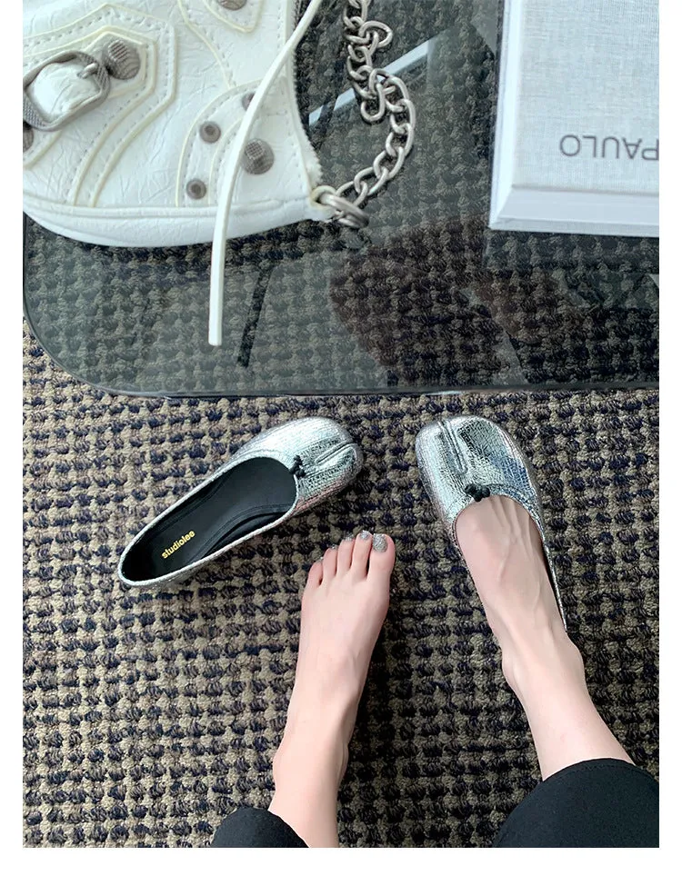 Lunaria Stylish Tabi Pumps