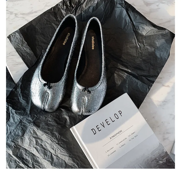 Lunaria Stylish Tabi Pumps
