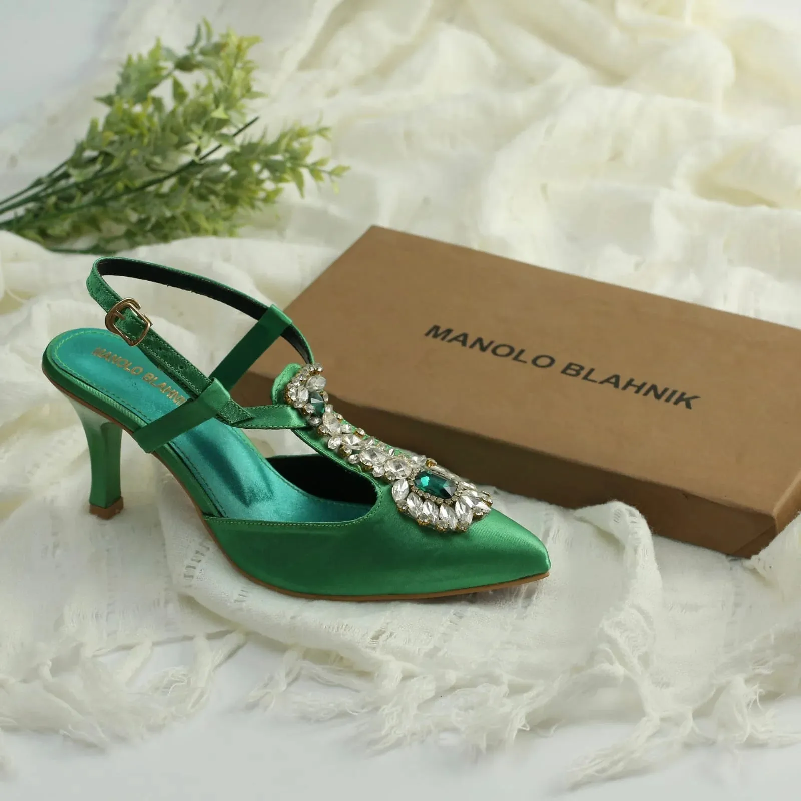 MANOLO FANCY BRIDAL HEELS
