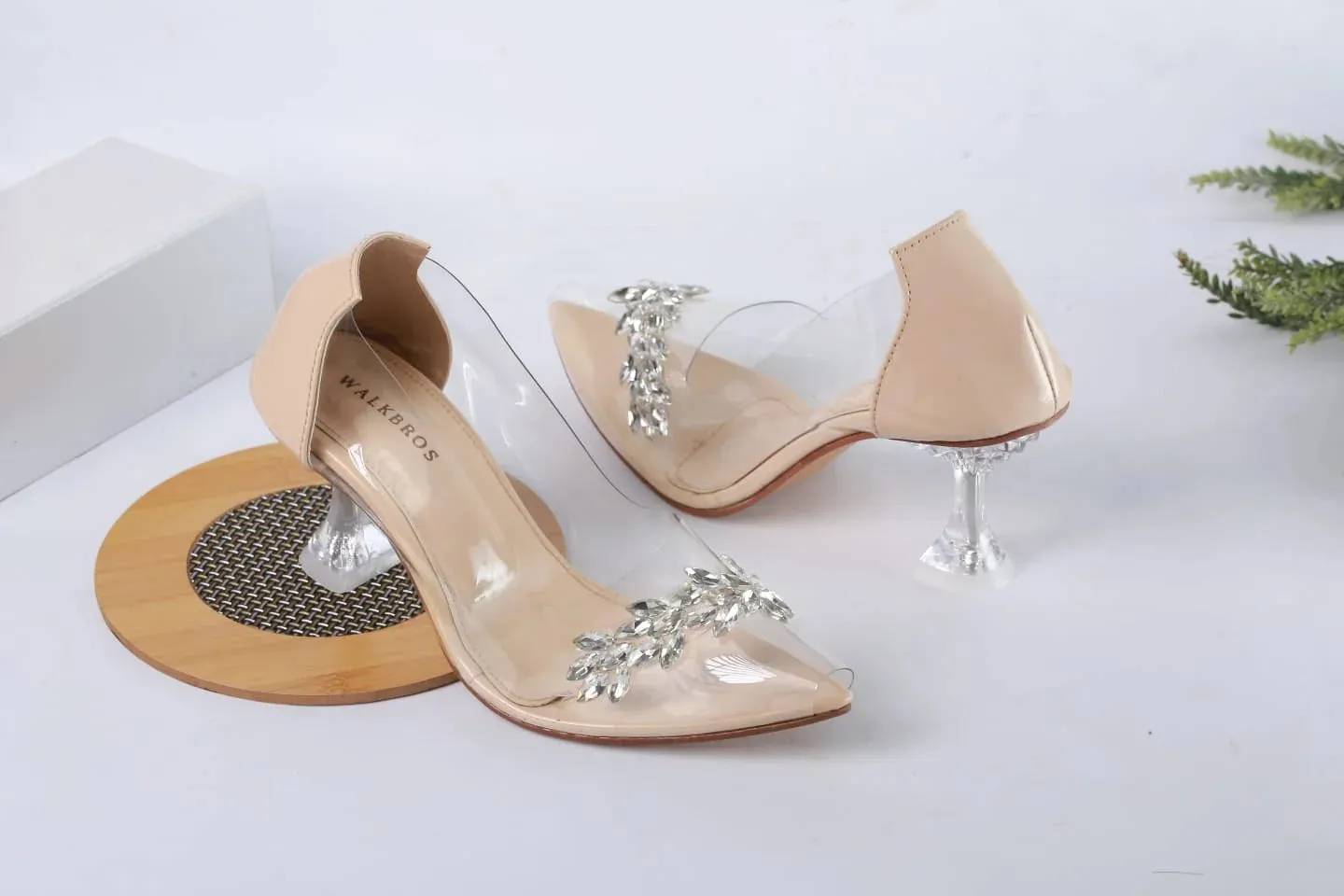 TRANSPARENT CRYSTAL CINDERELLA GLASS HEEL SHOES - BEIGE