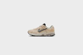 WMNS Nike Zoom Vomero 5 (Pearl White/Chrome-Light Bone)