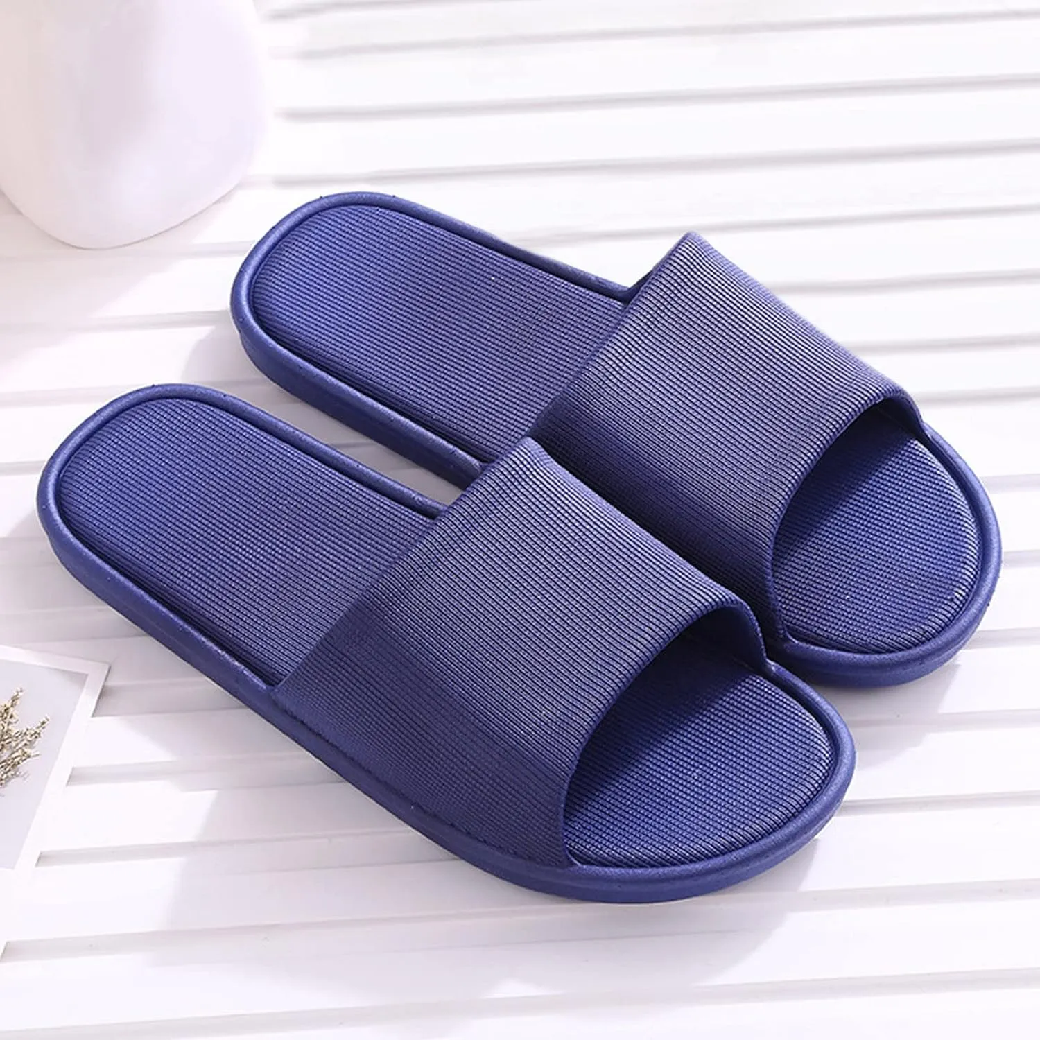 Women's Slides Indoor Slipper for Gym Soft Sole Bathroom Slipper Women's Summer Fashion Slides Sandal
