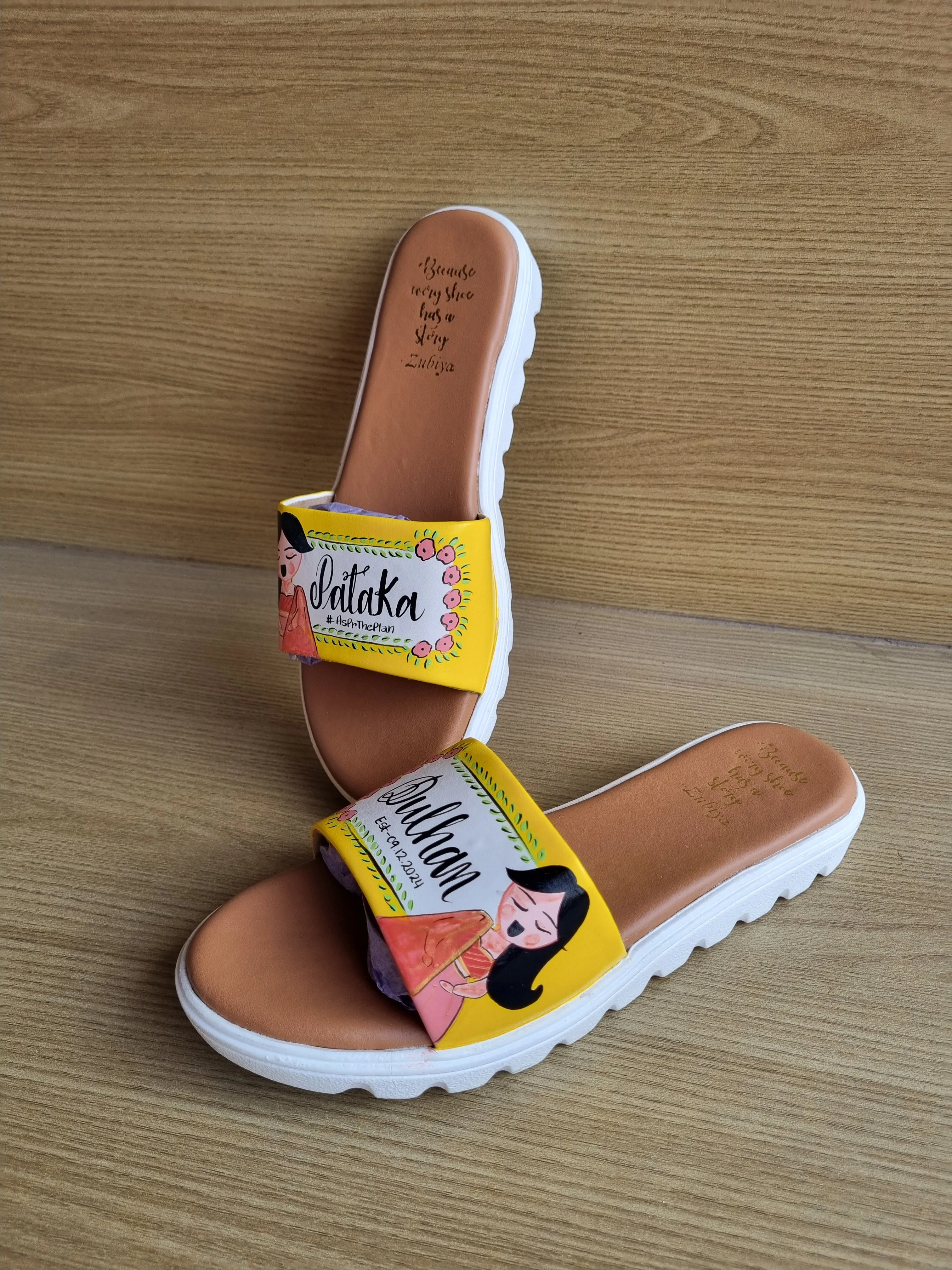 yellow/peach both side artwork couple flats combo